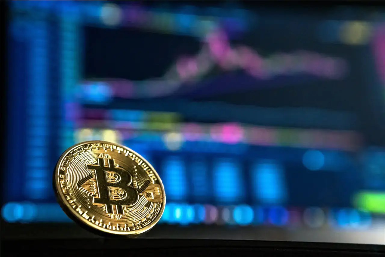 Bitcoin “Social Dominance” Surges As Altcoins Struggle