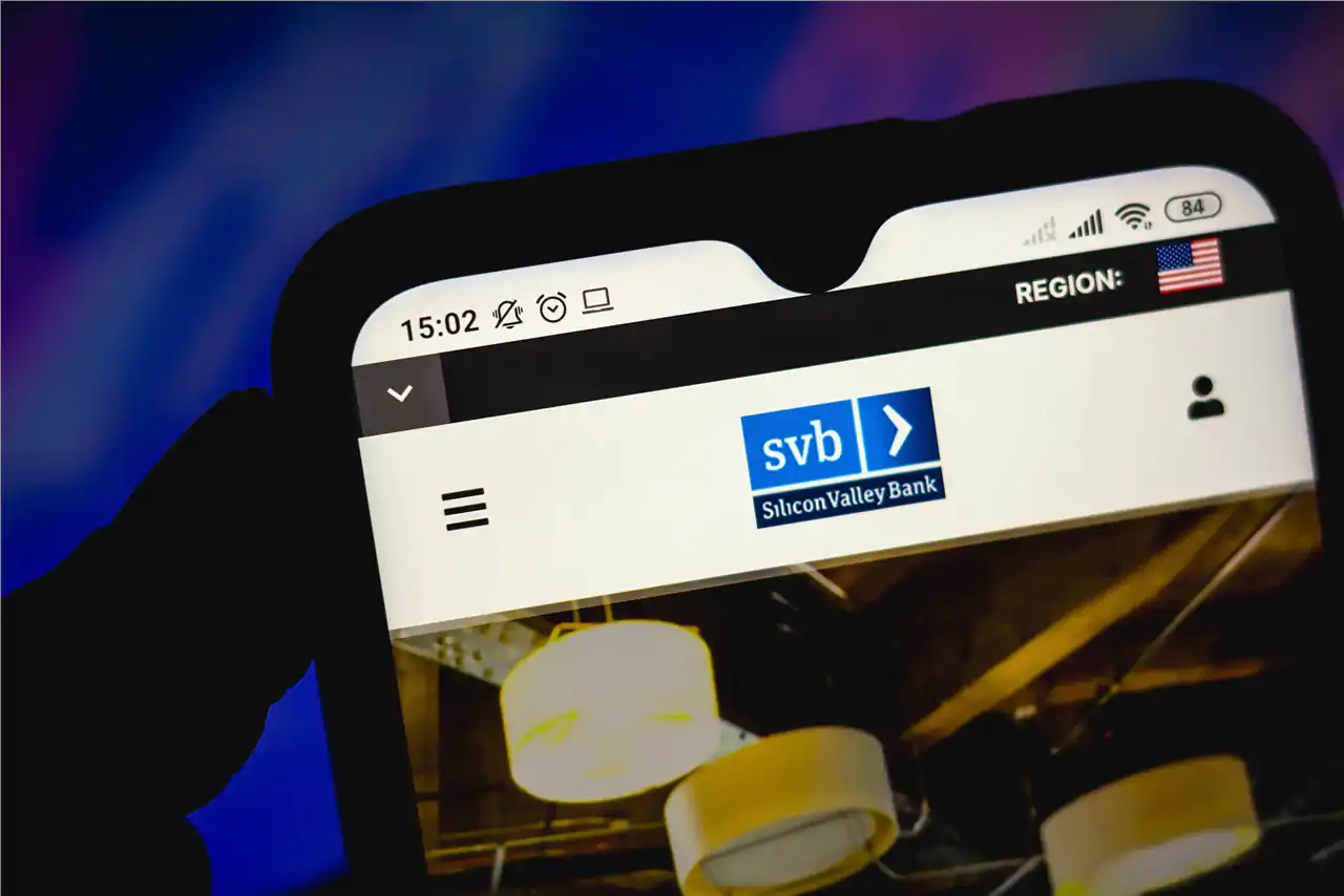 SVB Drops Most on Record as Startup Clients Face Cash Crunch