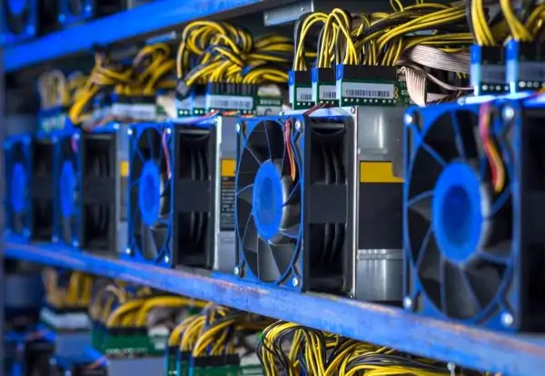 Amid Chinese Crackdown, America’s Foundry USA Mining Pool Enters Top Ten Spot